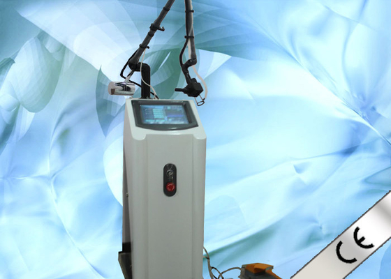 ก๊าซคาร์บอนไดออกไซด์ Co2 Fractional Laser เครื่องจักร / อุปกรณ์สำหรับการกำจัดศัลยกรรมแผลเป็น